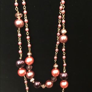 Pearl bead necklace
